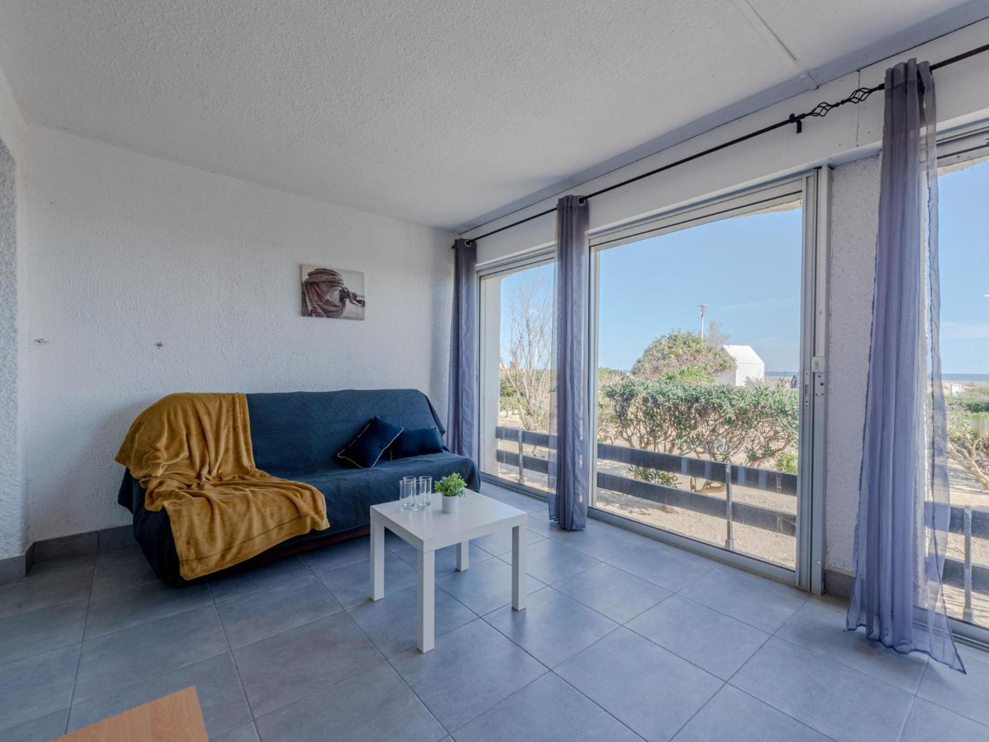 Apartment Apartment Les Cyclades-1 By Interhome